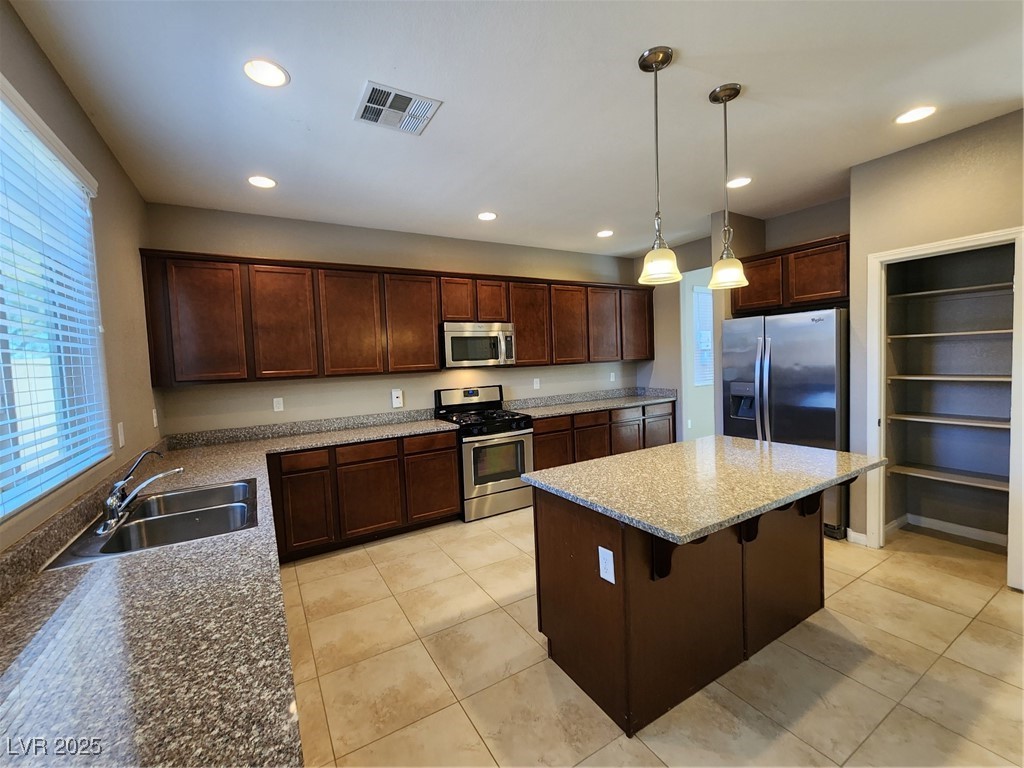 8011 Central Railroad Court Property Photo 22