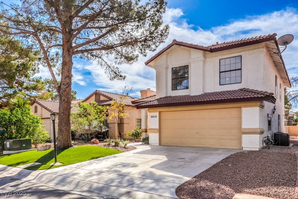 5213 Tamanar Drive Property Photo 3