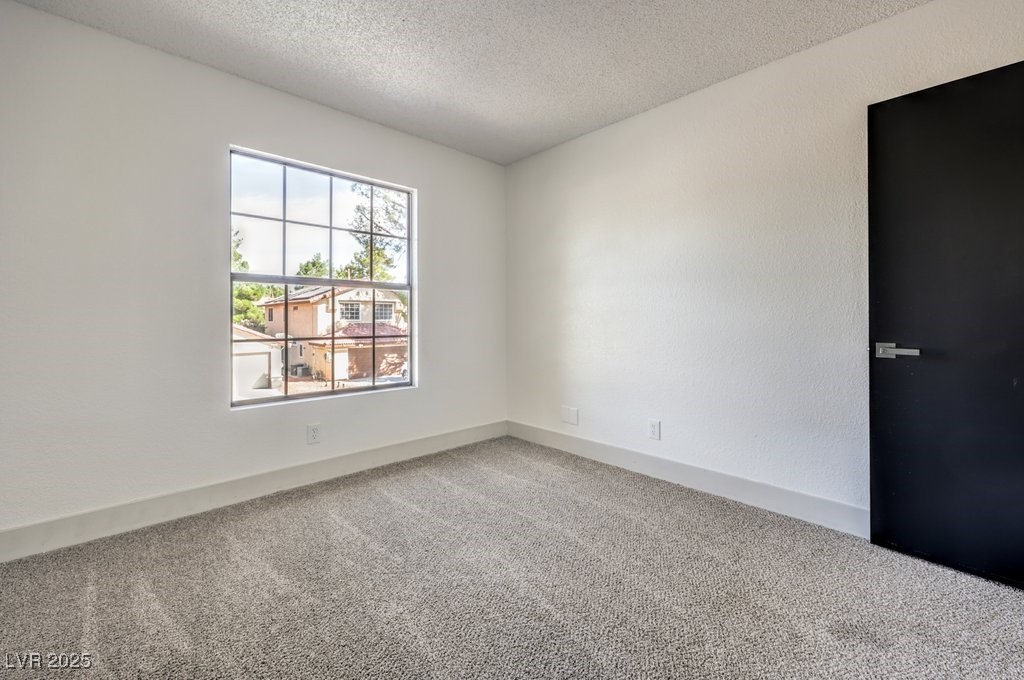 5213 Tamanar Drive Property Photo 25