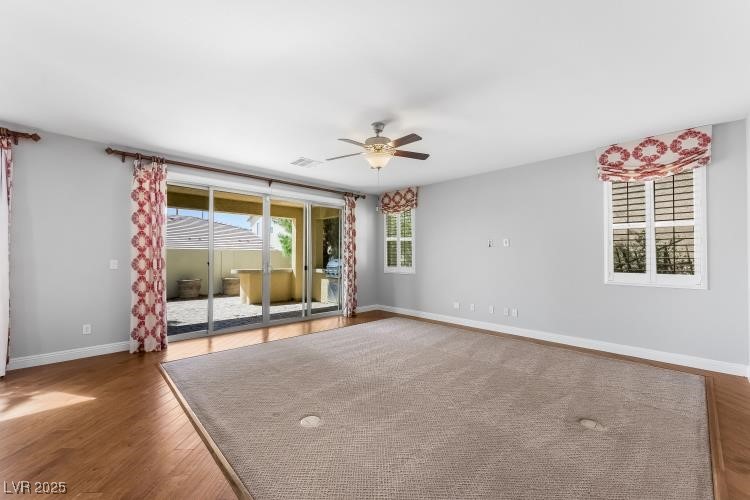 917 Old Creek Way Property Photo 7