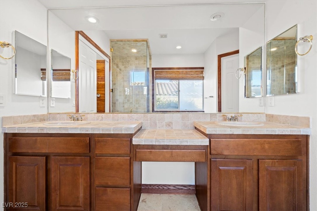 23 Feather Sound Drive Property Photo 25