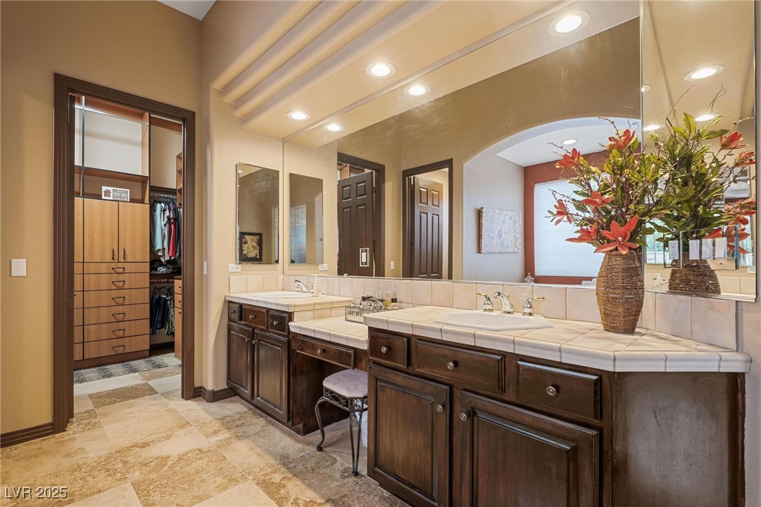 36 Avenida Fiori Property Photo 20