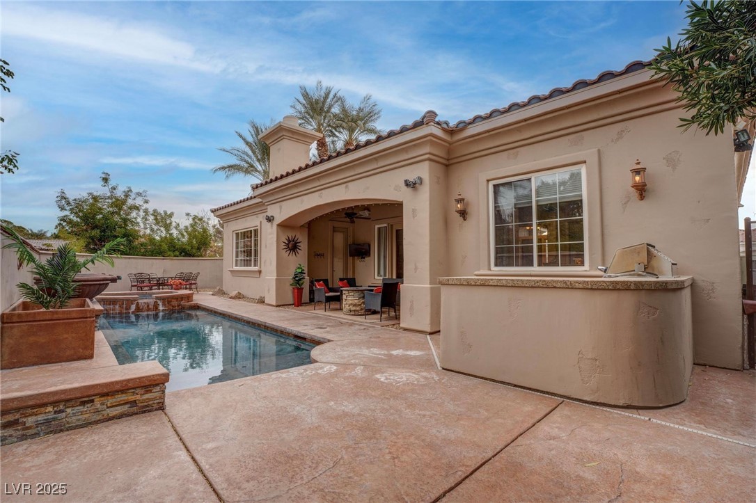 36 Avenida Fiori Property Photo 32