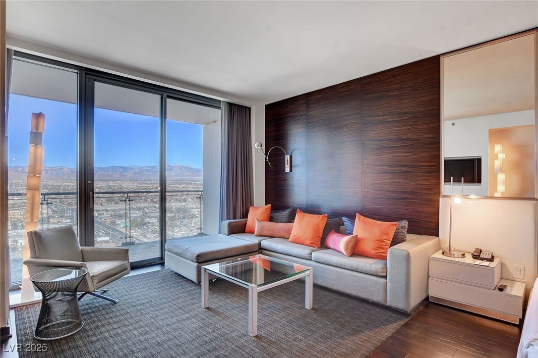 4381 West Flamingo Road 3309 Property Photo 8