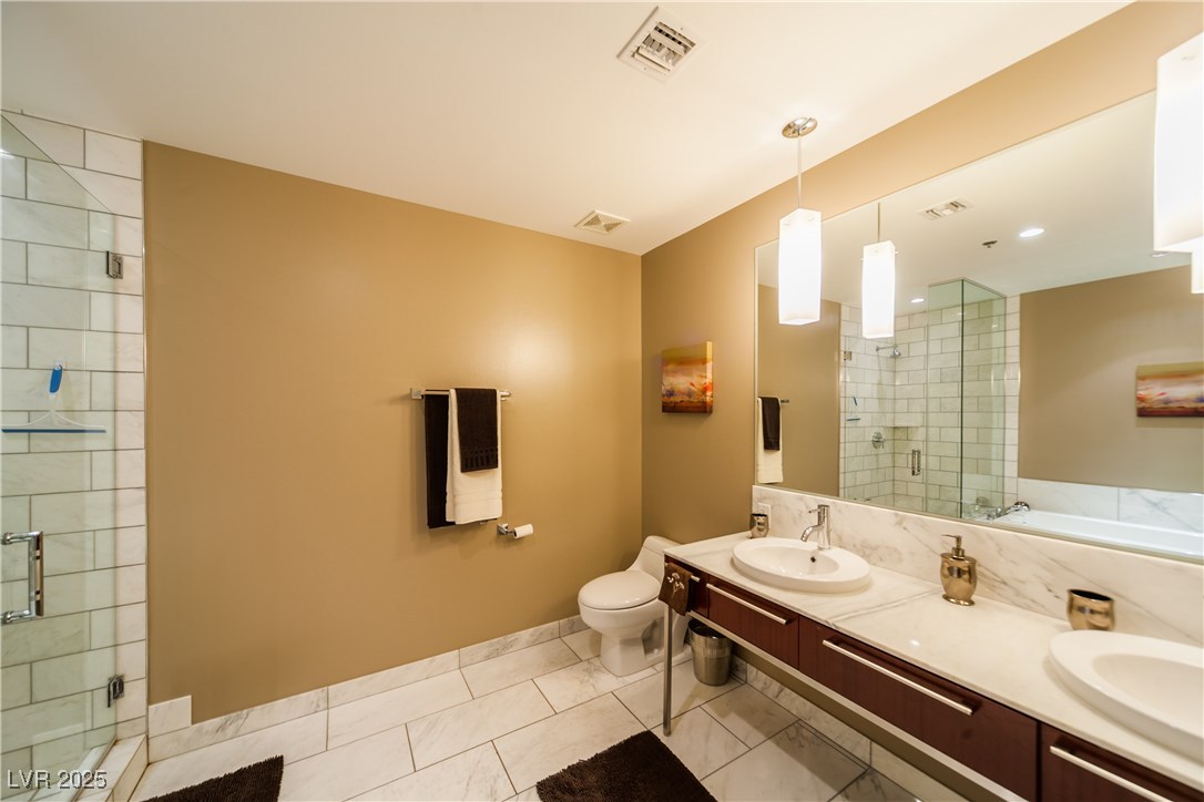 4471 Dean Martin Drive 1605 Property Photo 6