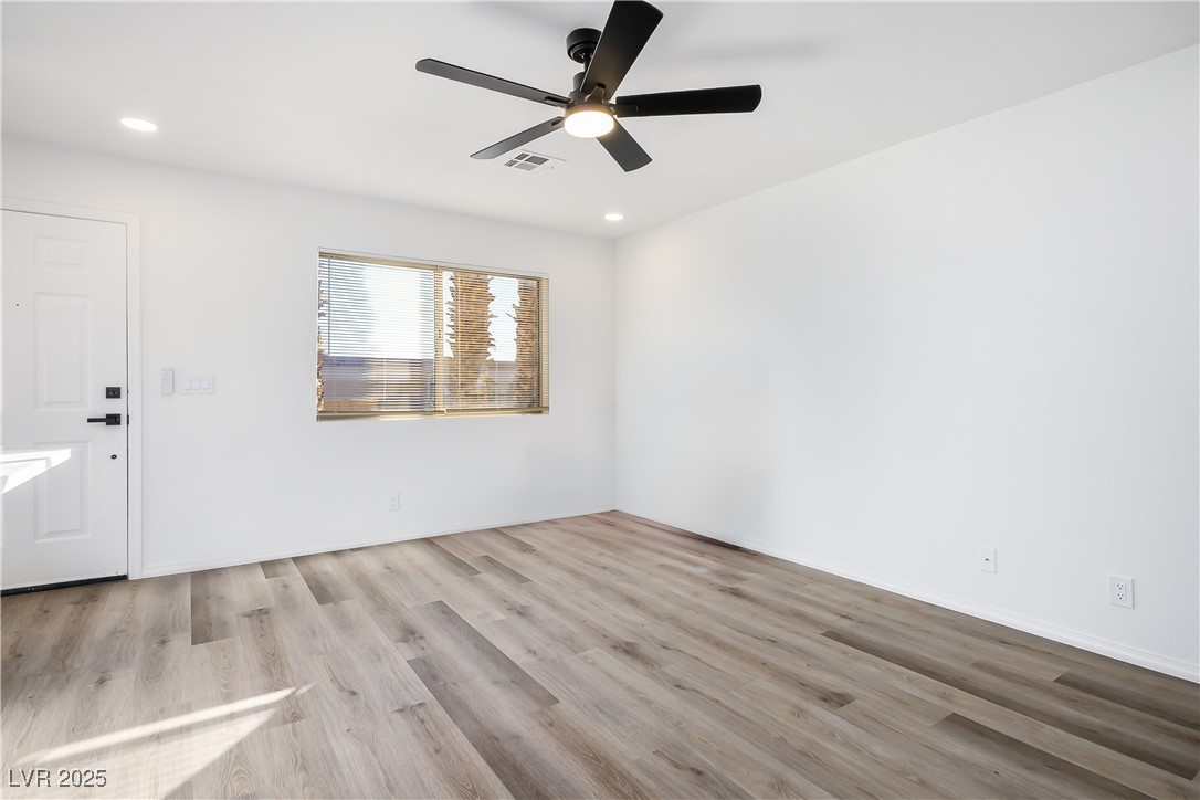 5061 Pioneer Avenue 104 Property Photo 4