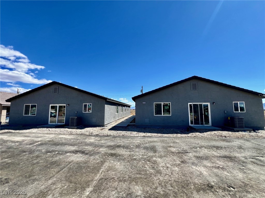 1881 Big Horn Street Property Photo 1