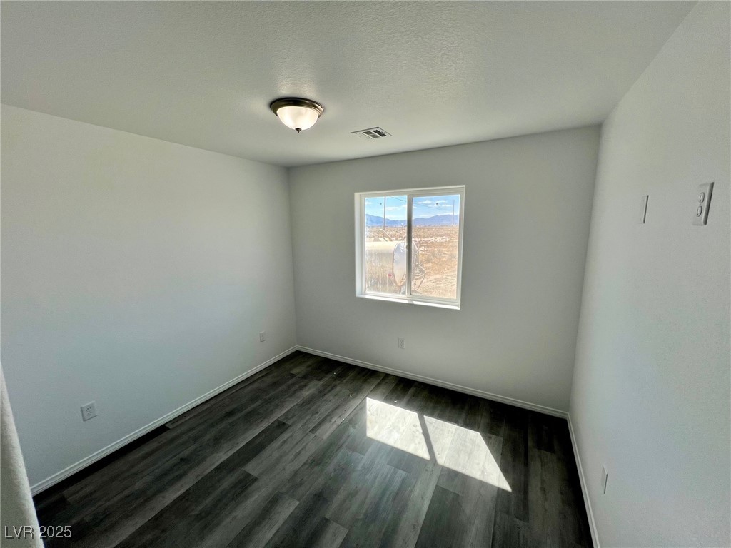 1881 Big Horn Street Property Photo 14