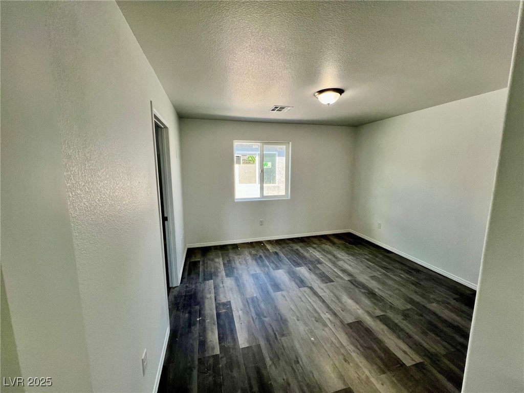 1881 Big Horn Street Property Photo 15