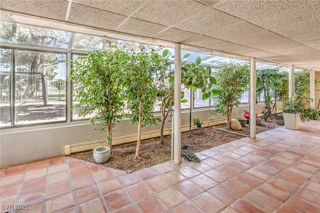 875 Cooper Street Property Photo 13