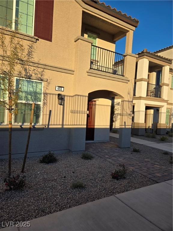 658 Bellus Place Property Photo 2