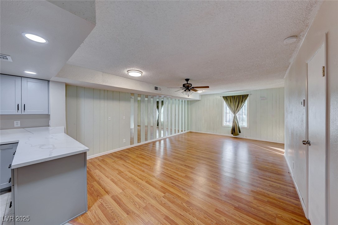 5945 Vegas Drive Property Photo 6