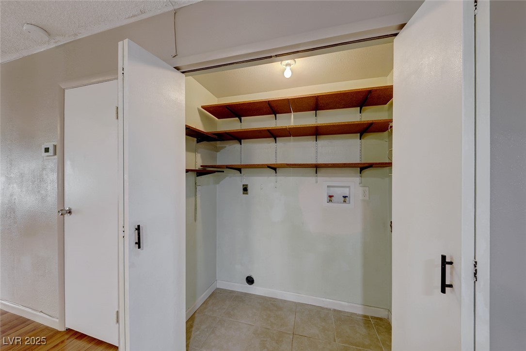 5945 Vegas Drive Property Photo 12