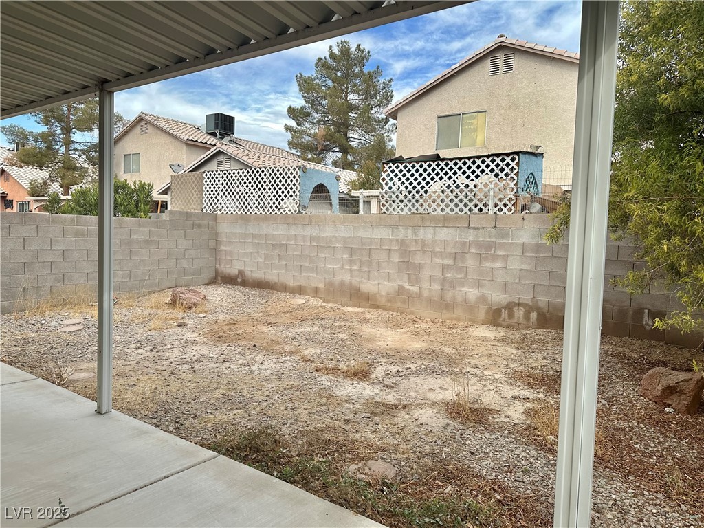 5834 Autumn Harvest Avenue Property Photo 11