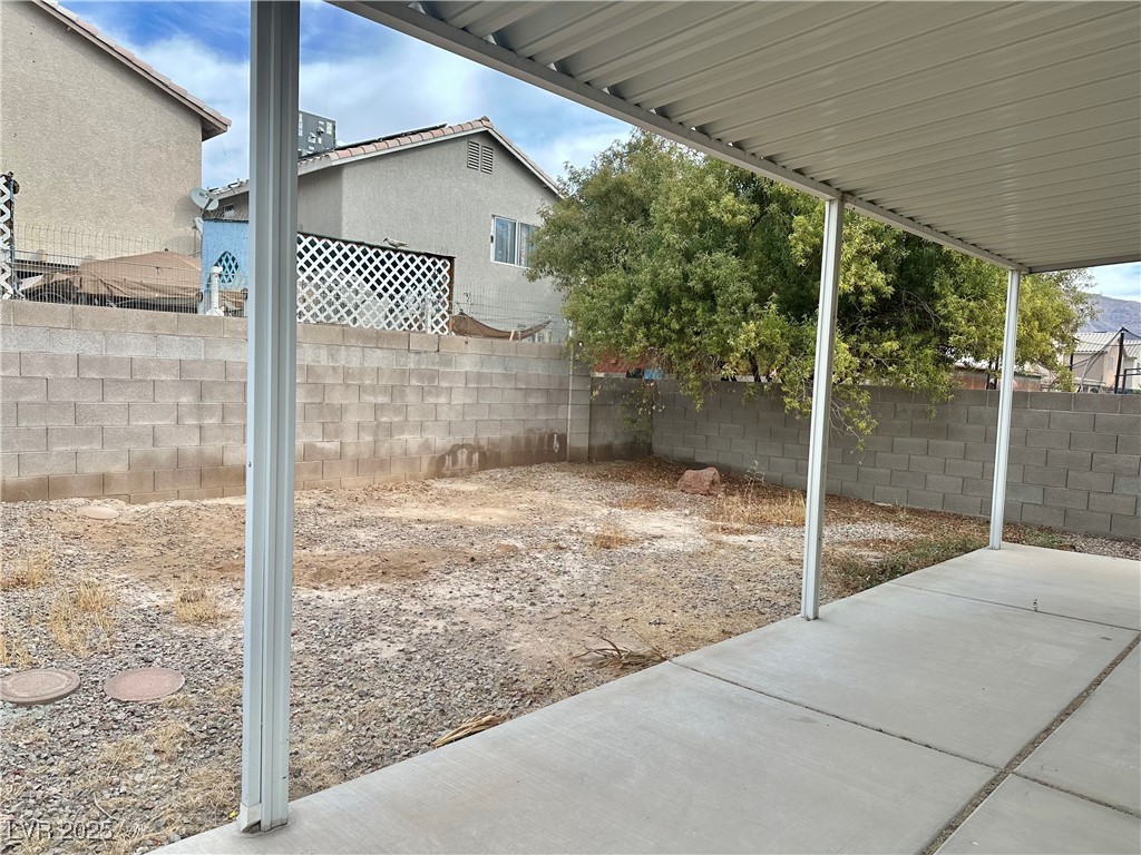 5834 Autumn Harvest Avenue Property Photo 12