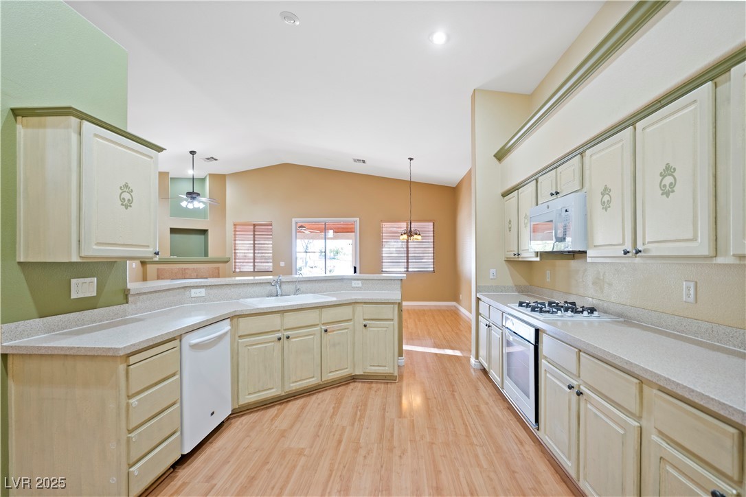 368 East Rush Avenue Property Photo 21