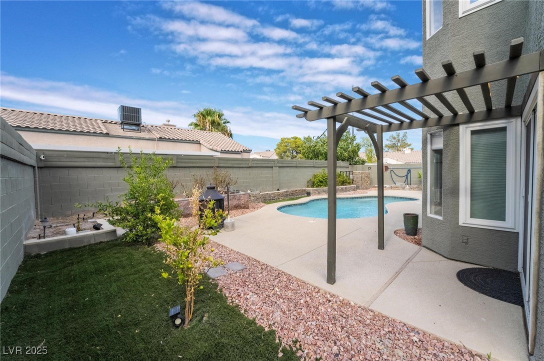 6112 Browning Way Property Photo 40