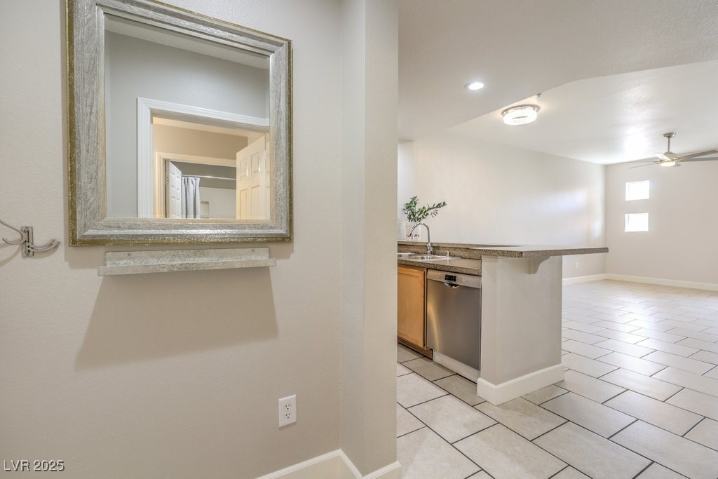 91 East Agate Avenue 401 Property Photo 11