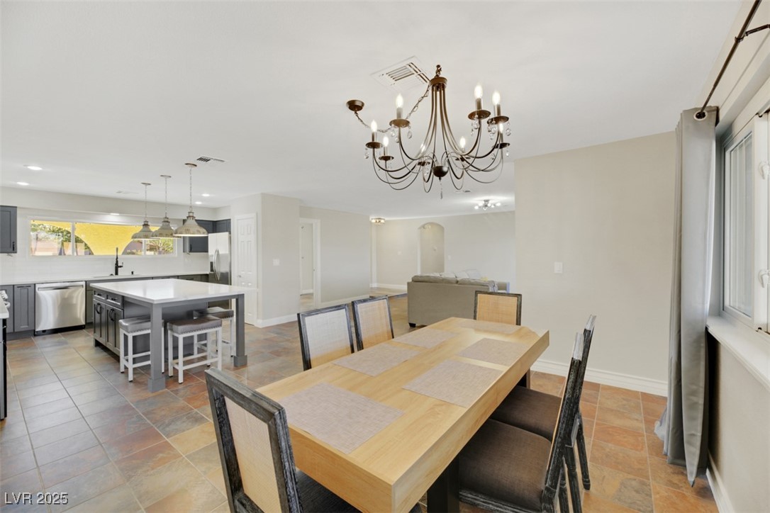 8870 West Craig Road Property Photo 19
