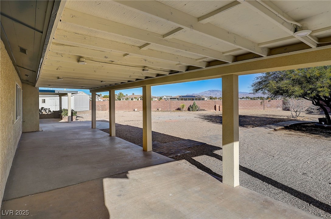8870 West Craig Road Property Photo 42
