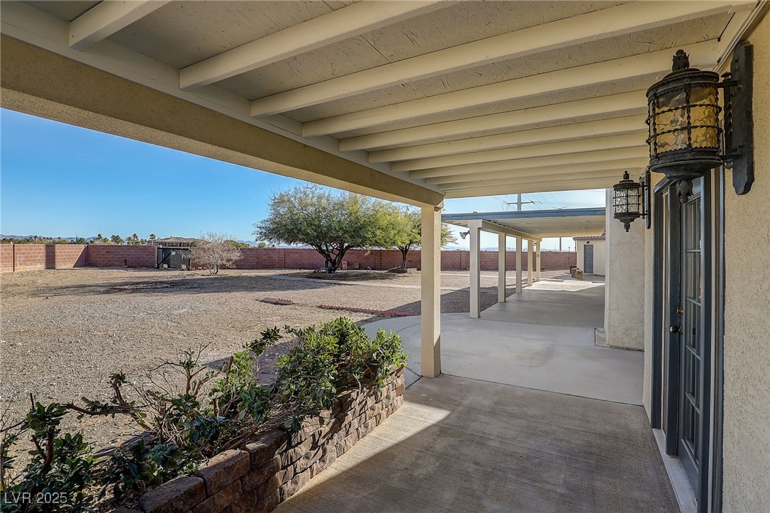 8870 West Craig Road Property Photo 45