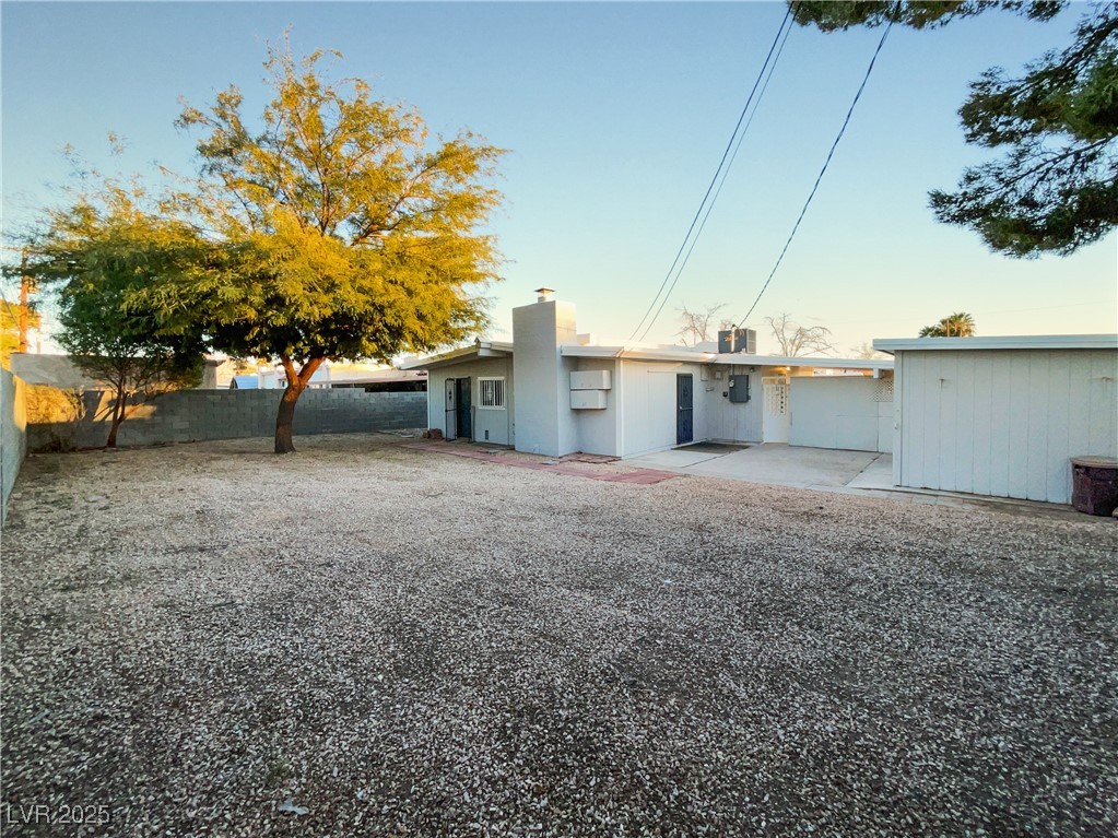 2736 Taylor Avenue Property Photo 8