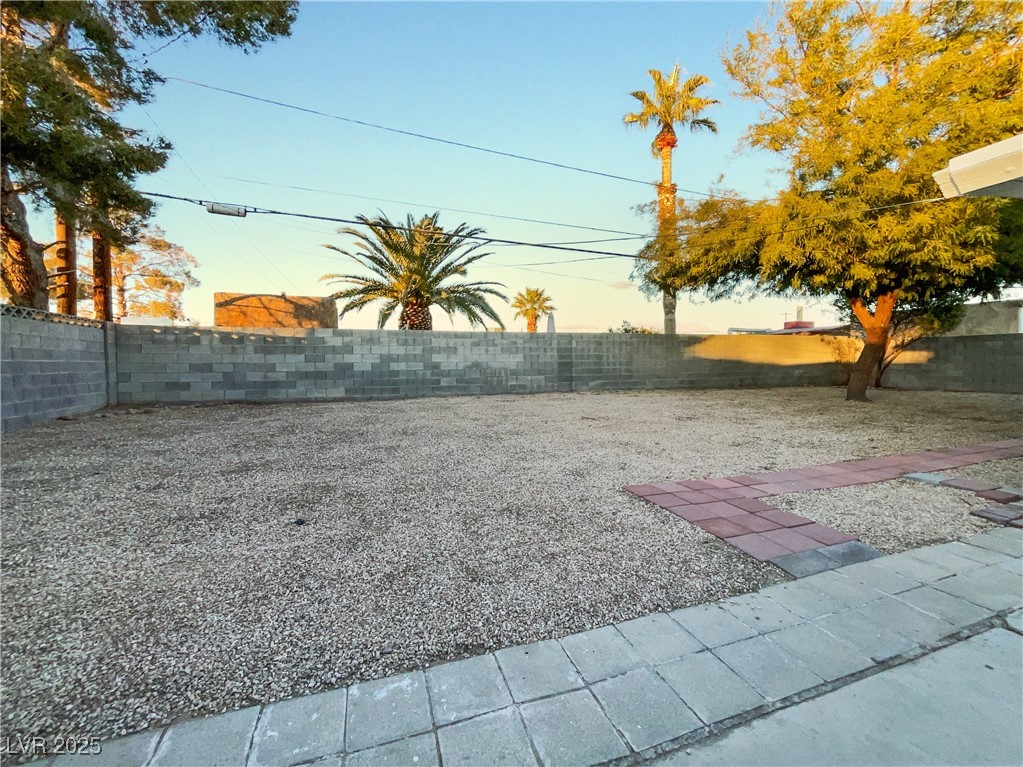 2736 Taylor Avenue Property Photo 28