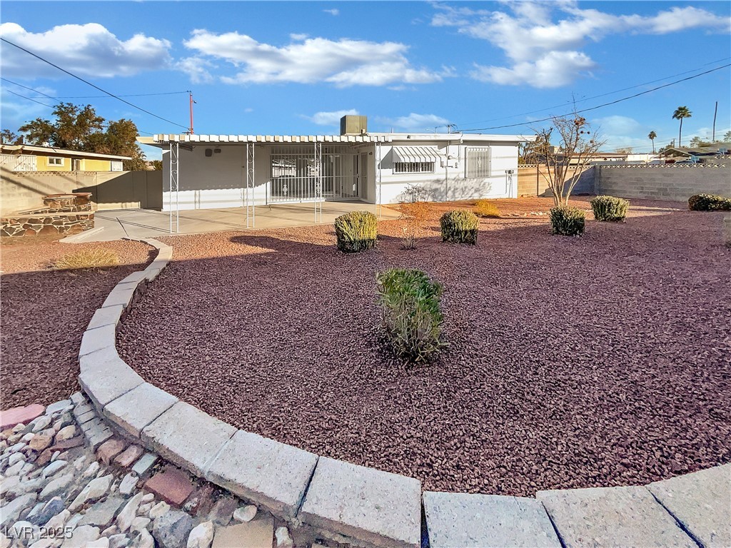 1819 Bassler Street Property Photo 25