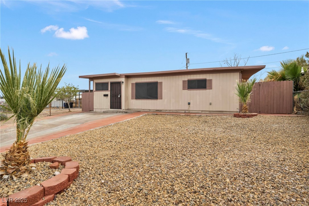 111 Manganese Street Property Photo 1