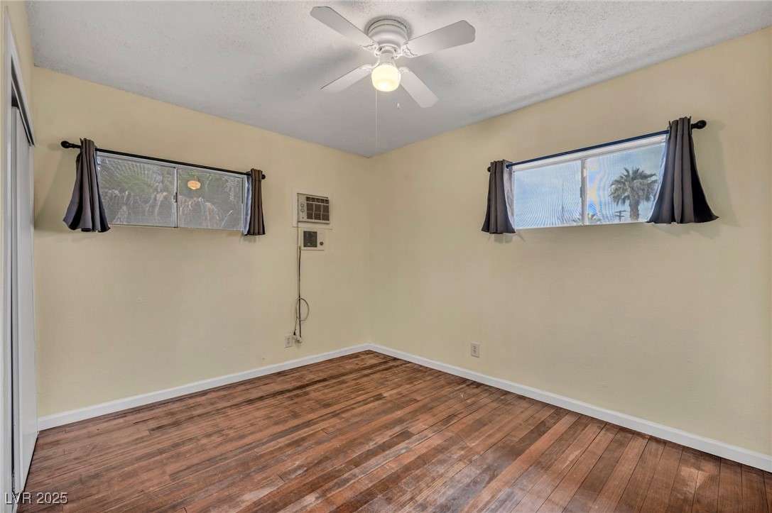 111 Manganese Street Property Photo 4