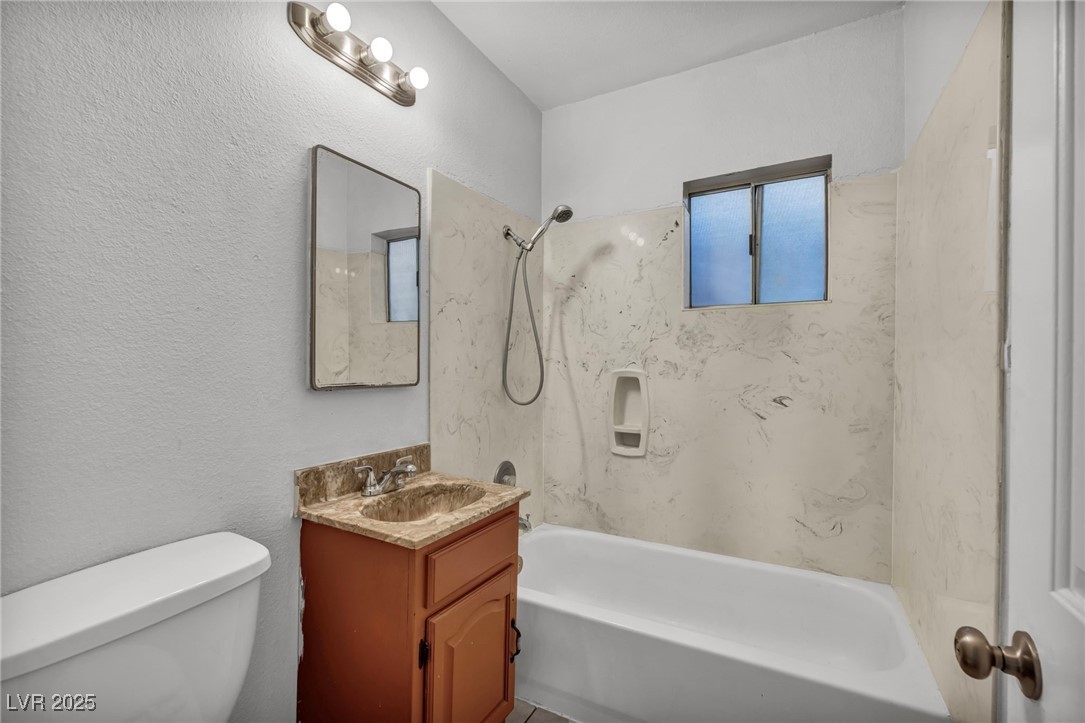 111 Manganese Street Property Photo 8