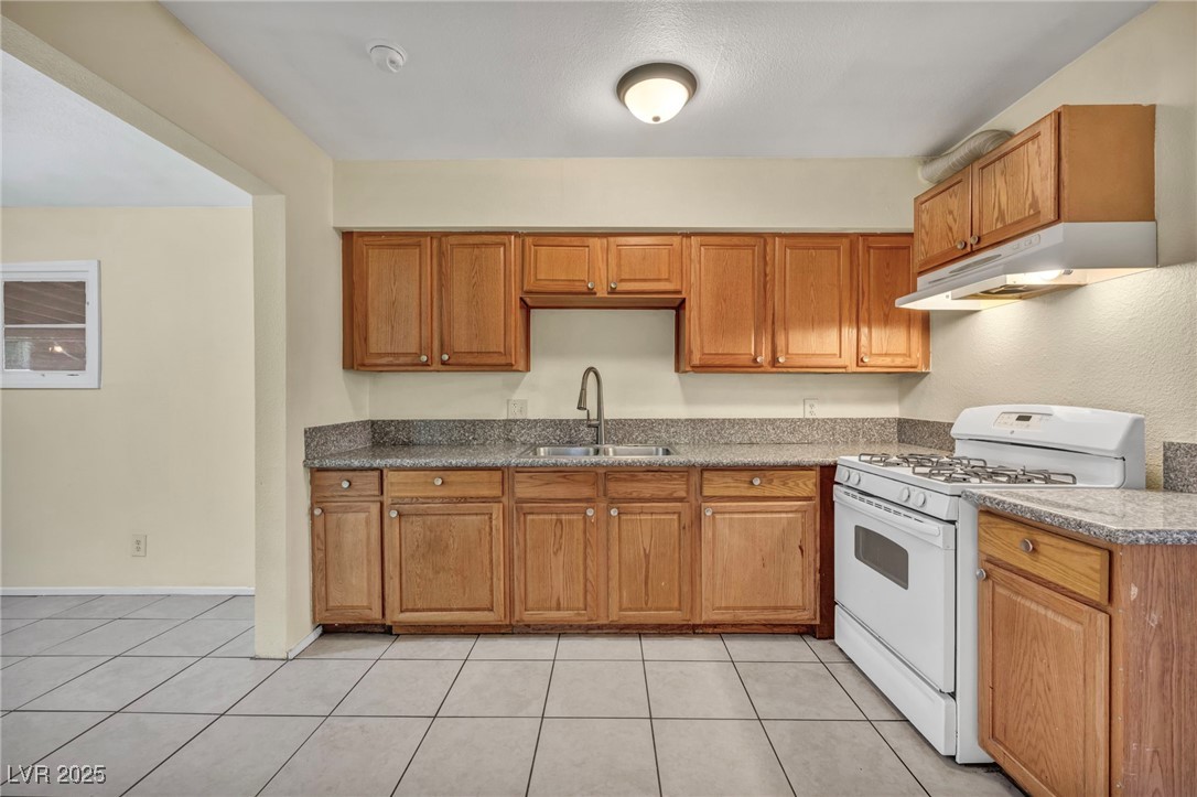 111 Manganese Street Property Photo 11
