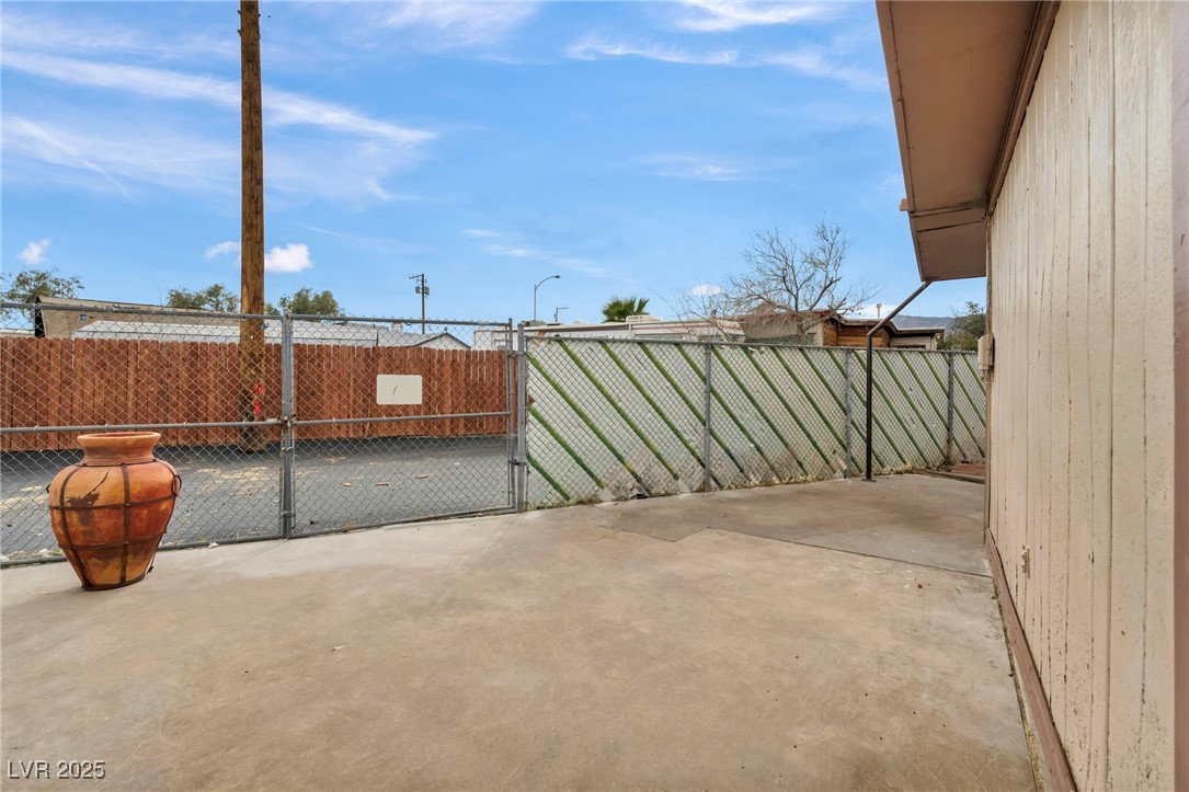 111 Manganese Street Property Photo 31