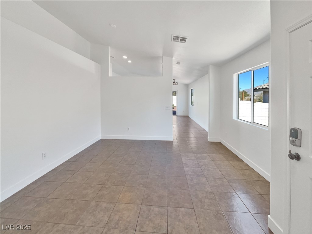 9012 Medicine Wheel Avenue Property Photo 12
