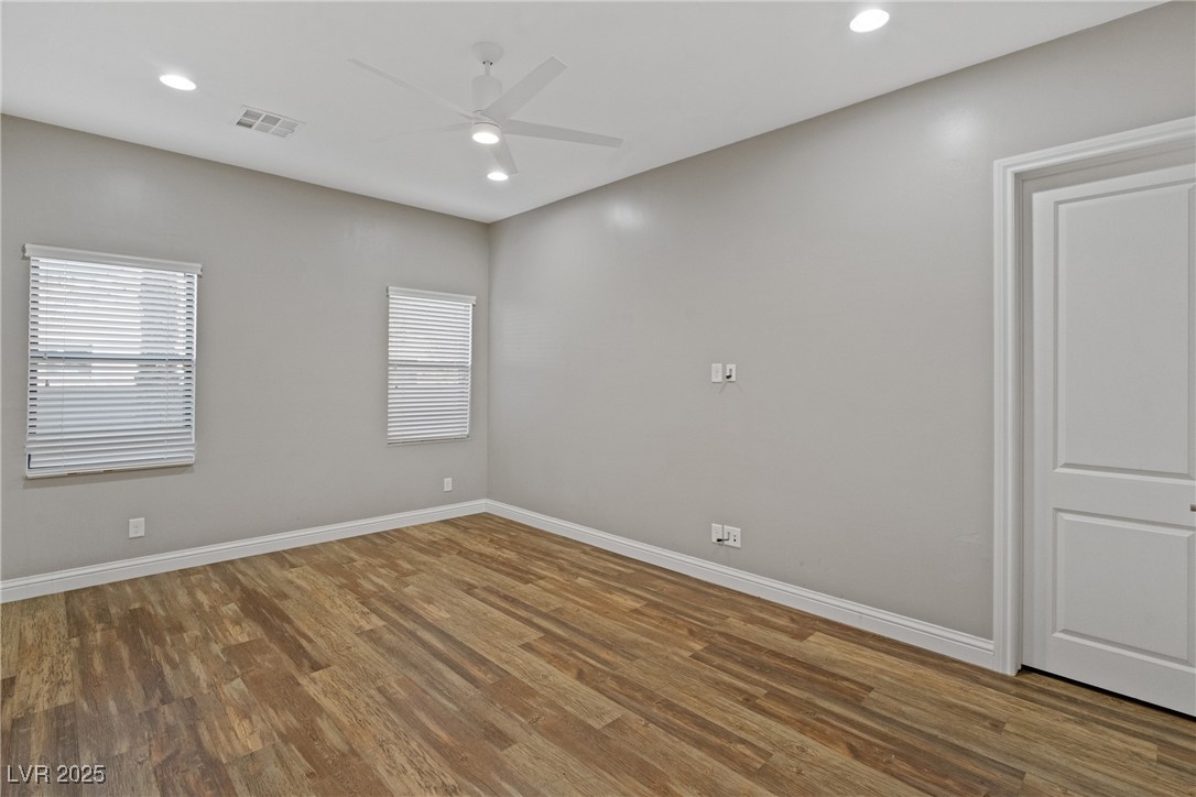 8075 Palm Cove Court Property Photo 32