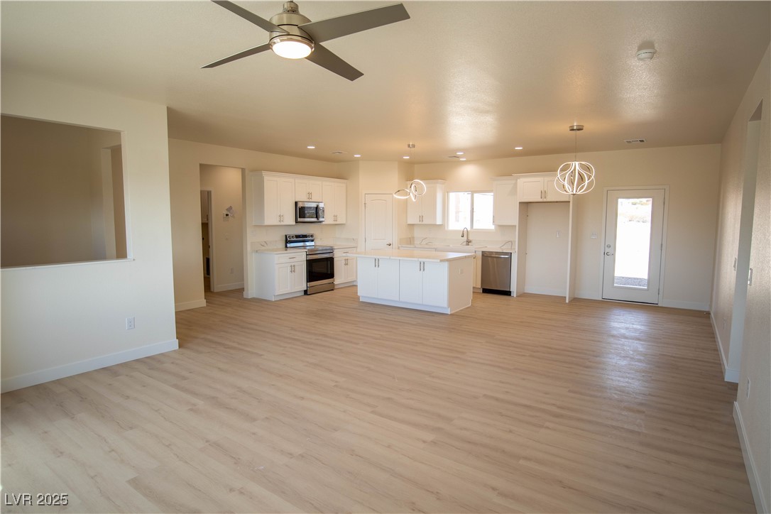 5821 Genoa Avenue Property Photo 5