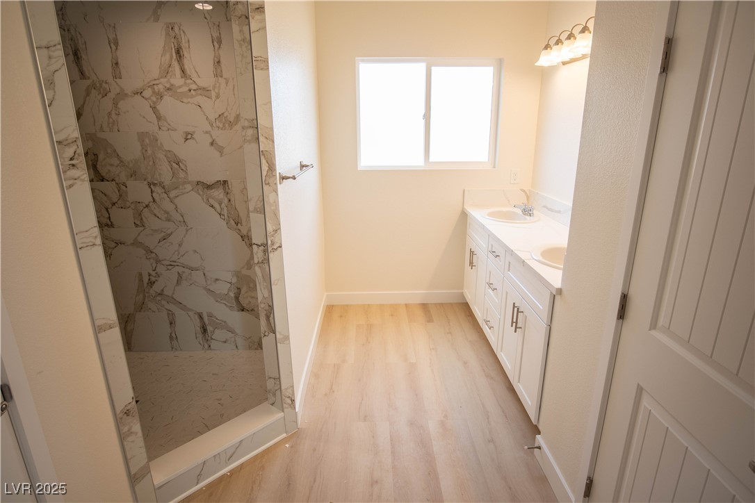 5821 Genoa Avenue Property Photo 12