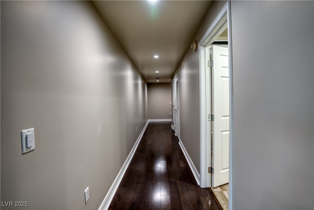 150 Las Vegas Boulevard 907 Property Photo 2