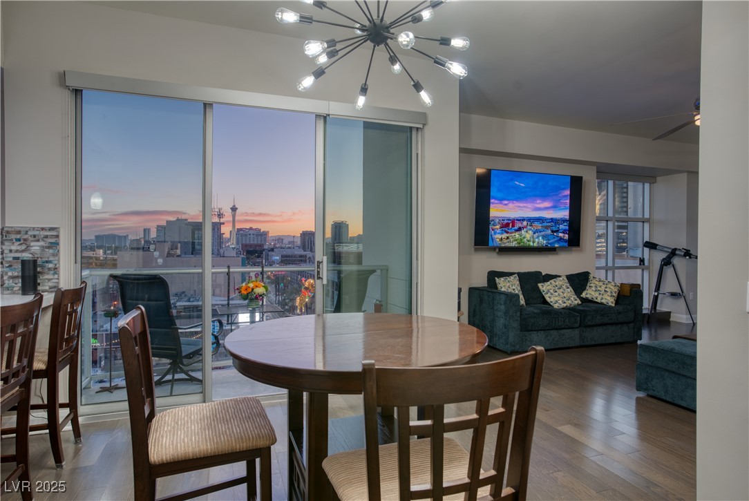 150 Las Vegas Boulevard 907 Property Photo 11