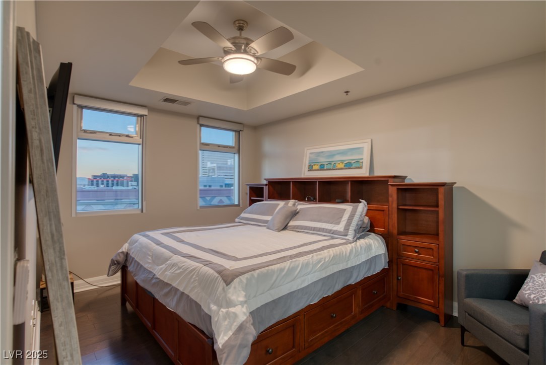 150 Las Vegas Boulevard 907 Property Photo 20