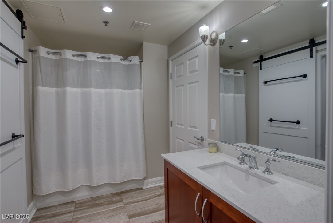 150 Las Vegas Boulevard 907 Property Photo 21