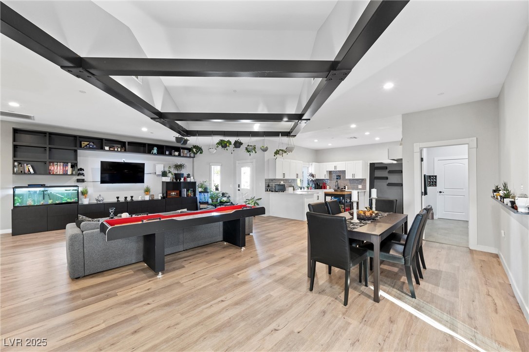 308 Belfast Street Property Photo 13