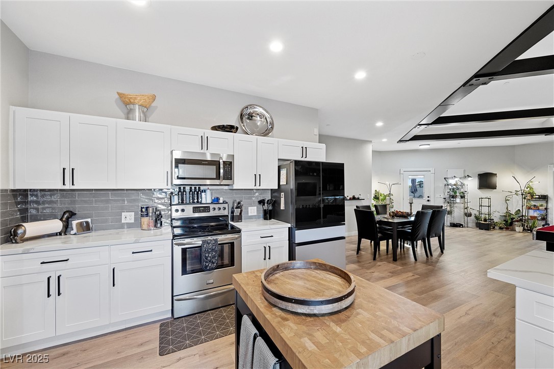 308 Belfast Street Property Photo 24