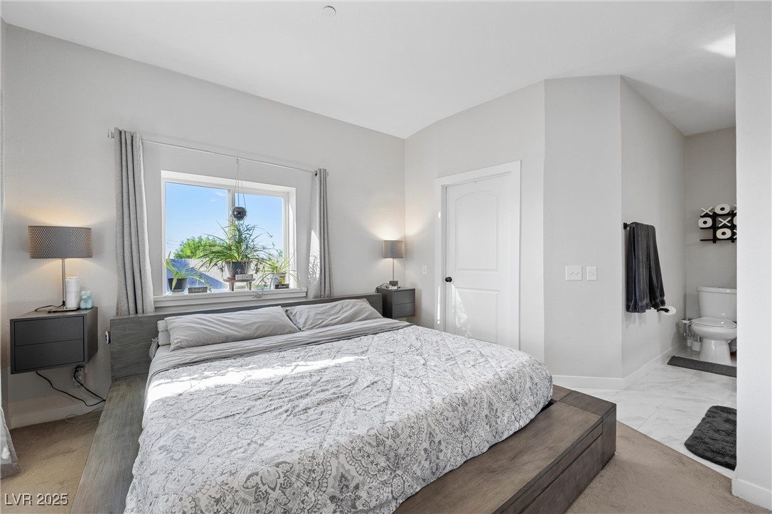 308 Belfast Street Property Photo 33
