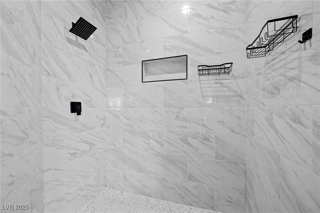 308 Belfast Street Property Photo 38