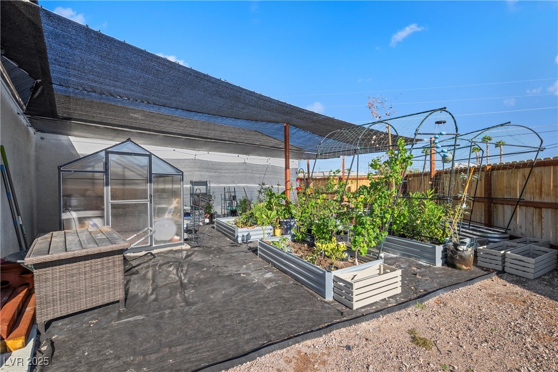 308 Belfast Street Property Photo 49