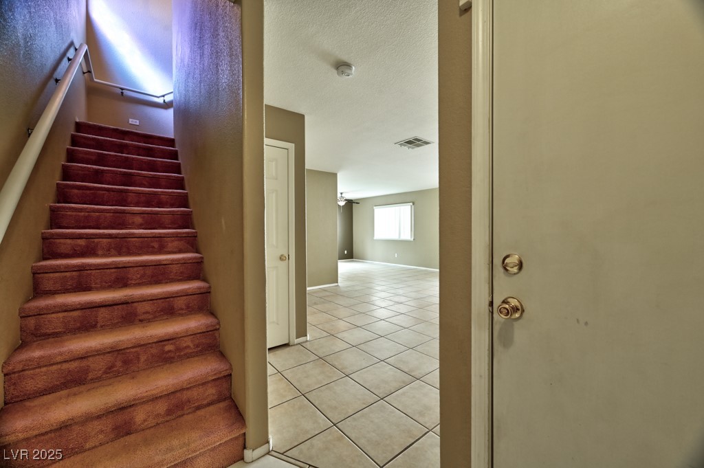 6113 Breeders Cup Street Property Photo 4