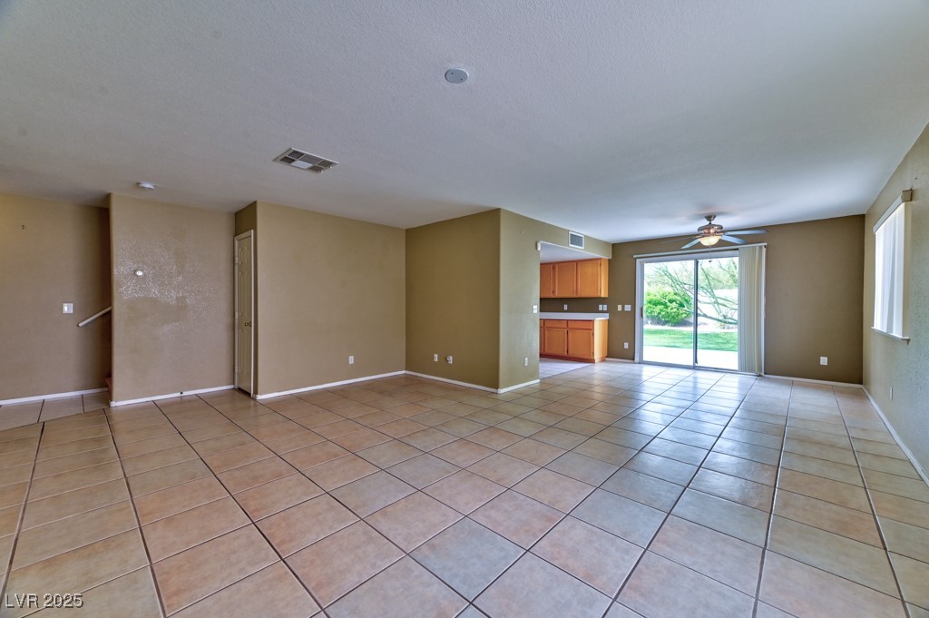 6113 Breeders Cup Street Property Photo 8