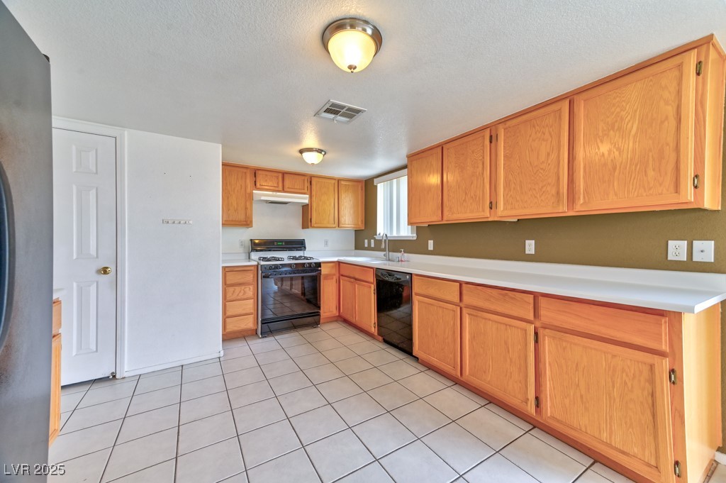 6113 Breeders Cup Street Property Photo 14