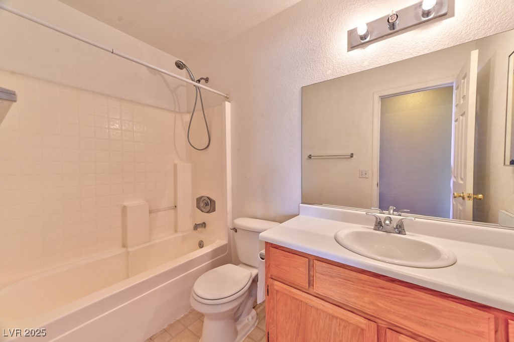 6113 Breeders Cup Street Property Photo 28